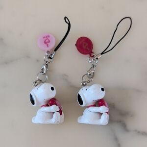 Snoopy White and Pink Keychain Set